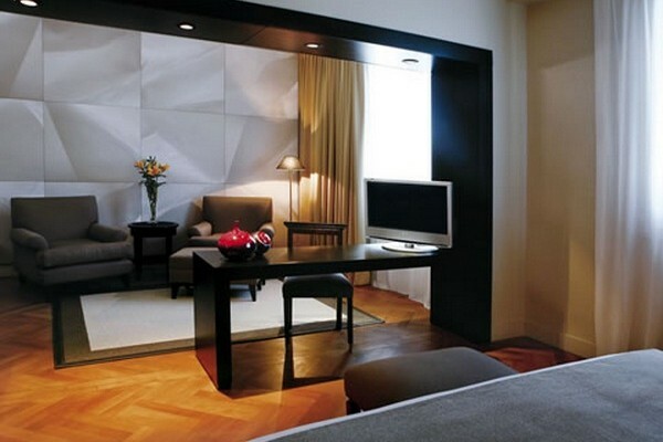 Hotel NH Buenos Aires Crill�n