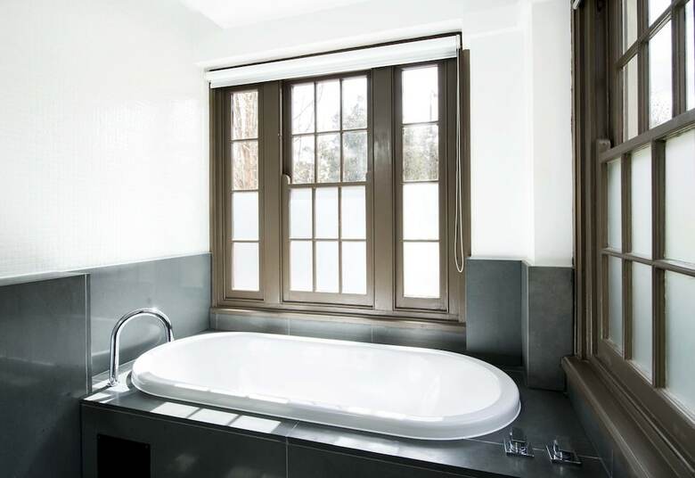 Diamant Boutique Hotel Canberra