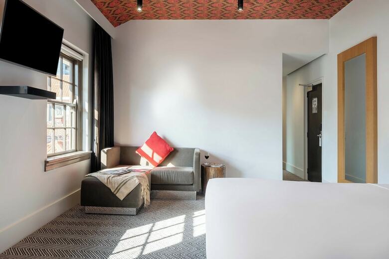 Diamant Boutique Hotel Canberra