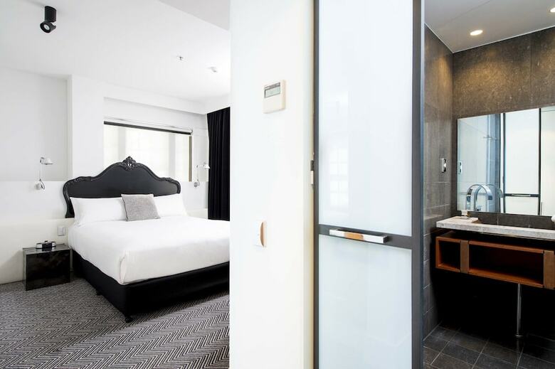 Diamant Boutique Hotel Canberra
