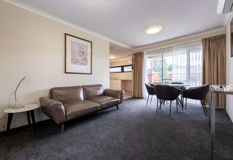 Forrest Hotel & Apartments