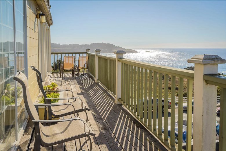 The Mendocino Hotel And Garden Suites