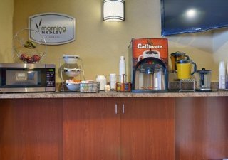 Hotel Sleep Inn And Suites