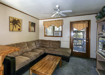 Cabana Lazy Z Resort
