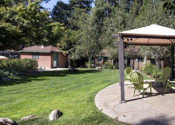 Cabana Lazy Z Resort