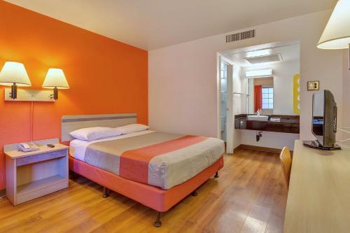 Motel 6 Santa Rosa North