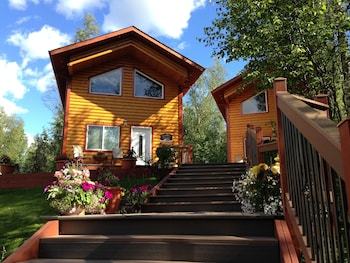 Cabana Alaska Adventure Unlimited Chalets