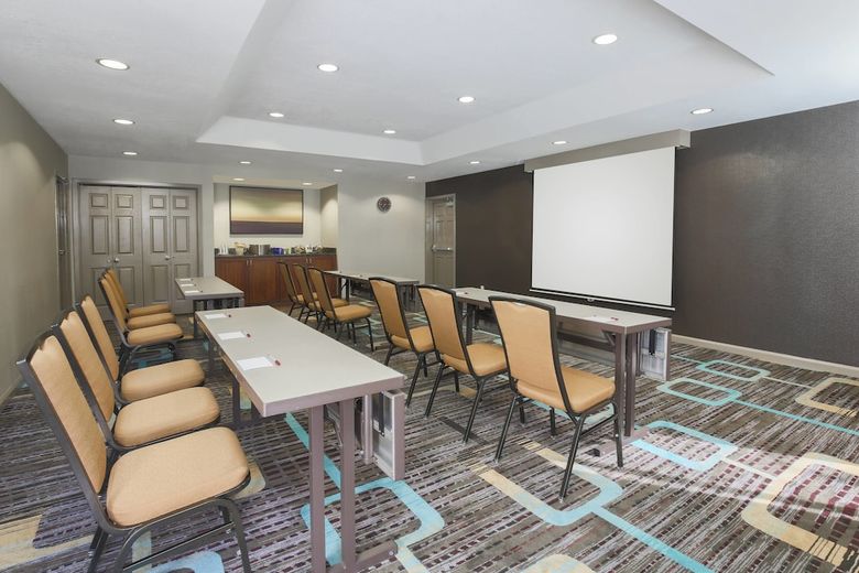 Hotel Residence Inn By Marriott Bakersfield