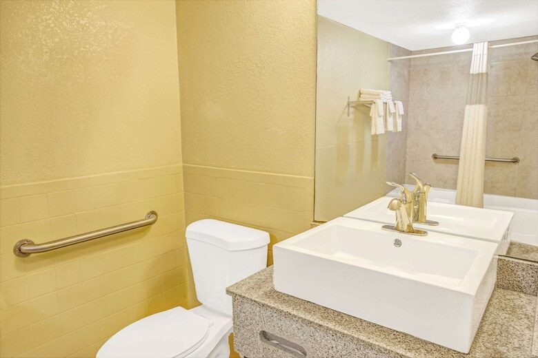Motel Days Inn St Petersburg Central