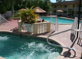 Hotel Quality Inn & Suites