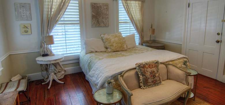 Hostal Florida House Inn
