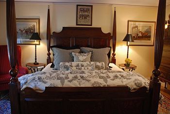 Bed & Breakfast Bee And Thistle Inn
