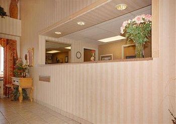 Hotel Econo Lodge West