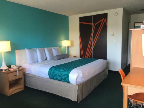 Hotel Howard Johnson Express Inn - Colorado Springs