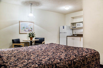 Hotel Suburban Extended Stay
