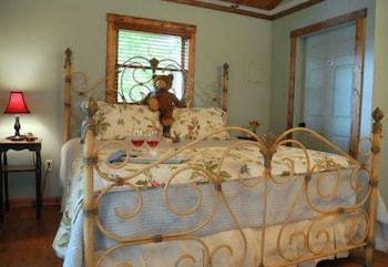 Beechwood Inn - Bed Breakfast And Wine Cellar