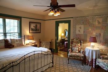 Beechwood Inn - Bed Breakfast And Wine Cellar