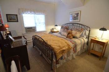 Beechwood Inn - Bed Breakfast And Wine Cellar