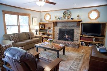 Beechwood Inn - Bed Breakfast And Wine Cellar