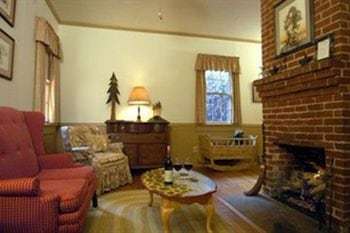 Beechwood Inn - Bed Breakfast And Wine Cellar