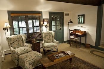Beechwood Inn - Bed Breakfast And Wine Cellar