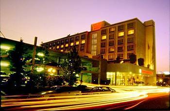 Lincoln Plaza Hotel