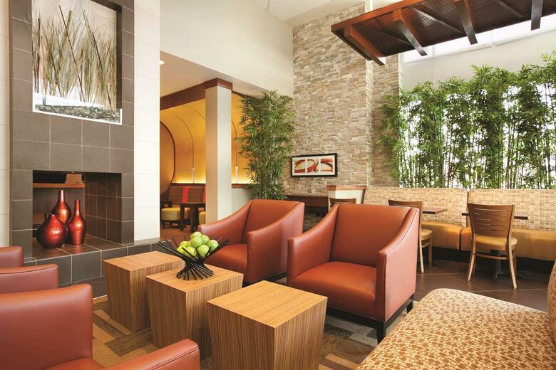 Hotel Hyatt Place Riverside Downtown