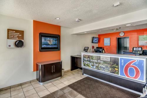 Motel 6 Stockton North