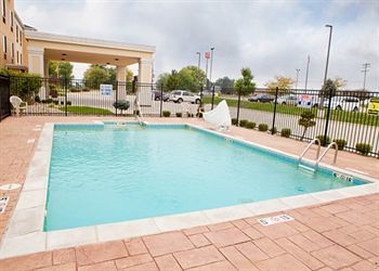 Hotel Comfort Suites Bloomington