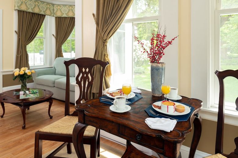 Bed & Breakfast Maine Stay Inn & Cottages
