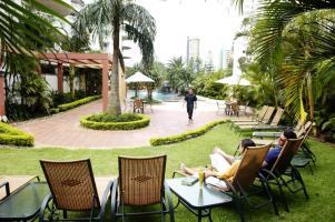 Australis Sovereign Hotel