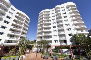 Australis Sovereign Hotel