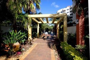 Australis Sovereign Hotel