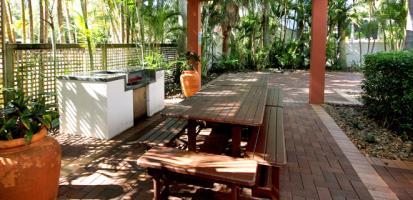 Australis Sovereign Hotel