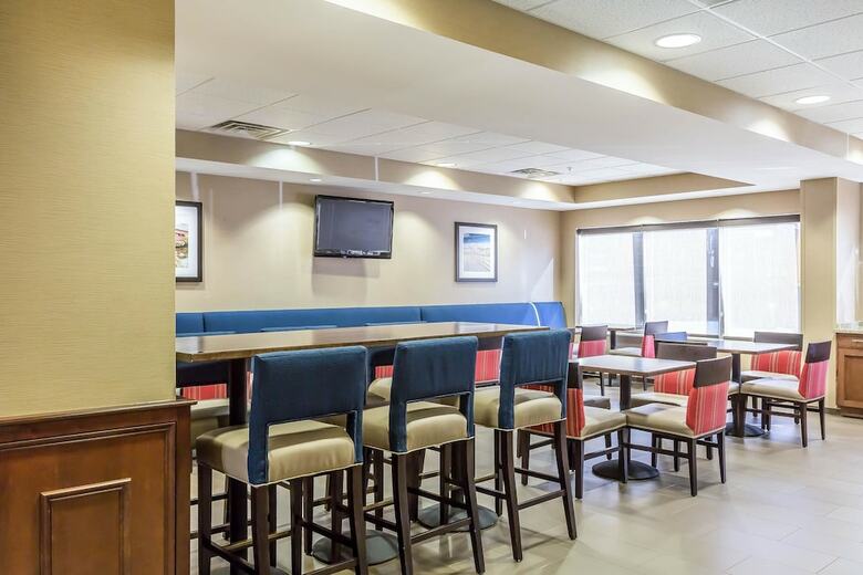 Hotel Comfort Inn