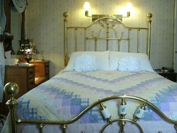 Bed & Breakfast Nichols Guest House B & B