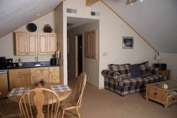 Bed & Breakfast Brightwood Inn Country Inn