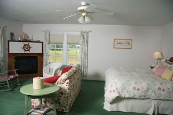 Bed & Breakfast Brightwood Inn Country Inn