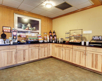 Hotel Clarion Inn University