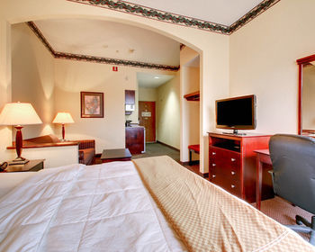 Hotel Comfort Suites Hattiesburg