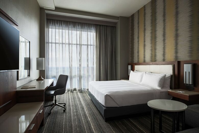 Hotel Kansas City Marriott Downtown