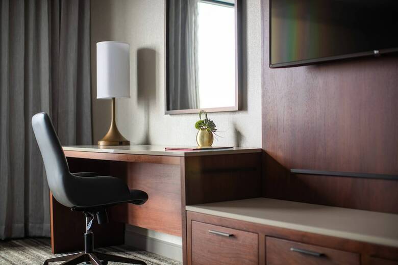 Hotel Kansas City Marriott Downtown