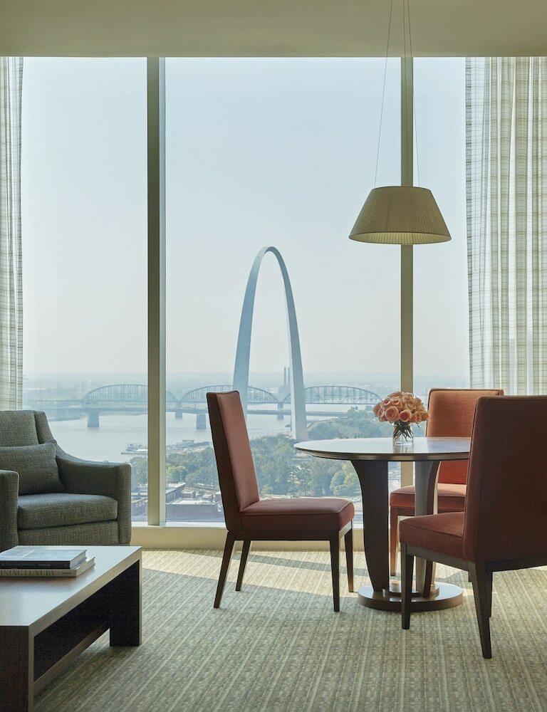 Four Seasons Hotel St Louis
