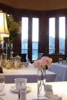 Bed & Breakfast Grand Center Inn