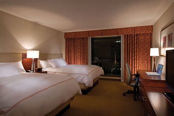 Hotelumiere Suites And Casino