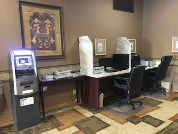 Hotel Quality Inn & Suites