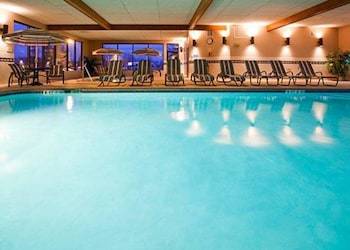 Hotel Quality Inn & Suites