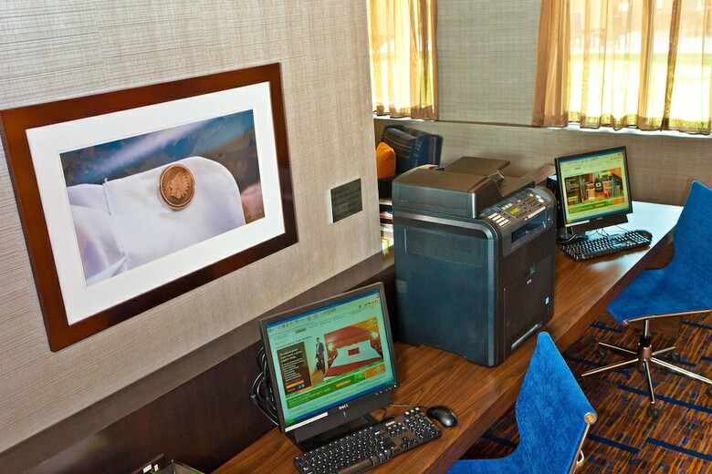 Hotel Courtyard By Marriott Fargo Moorhead, Mn