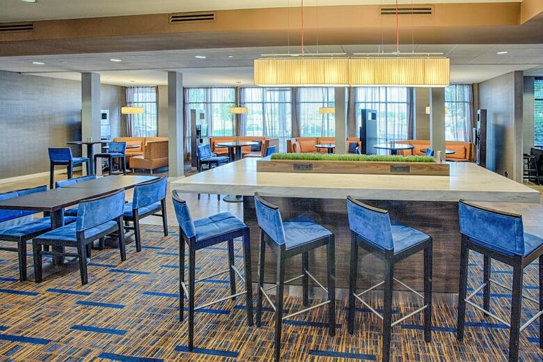 Hotel Courtyard By Marriott Fargo Moorhead, Mn