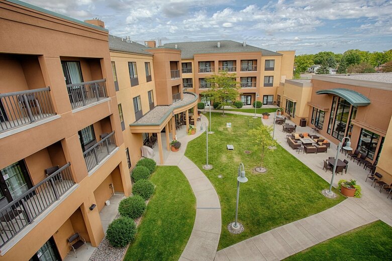 Hotel Courtyard By Marriott Fargo Moorhead, Mn
